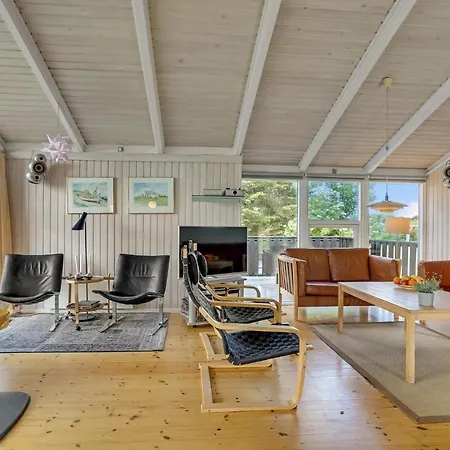 Holiday home 3 Bedroom Nice Home In Hirtshals *