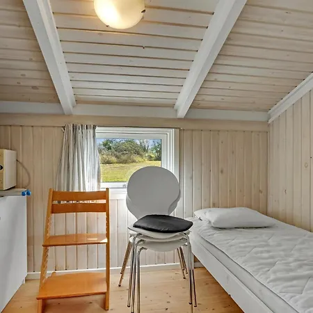 3 Bedroom Nice Home In Hirtshals Holiday home
